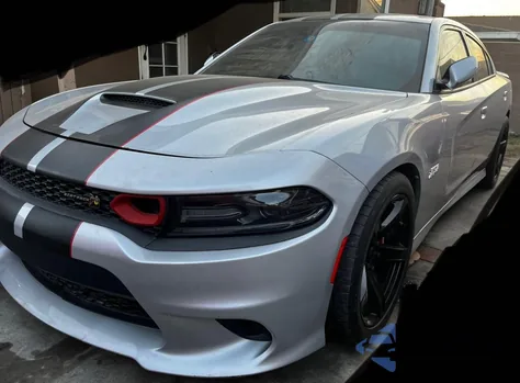 2020 Dodge Charger Scat Pack z USA, uszkodzony, nr VIN 2C3CDXGJ4LH157608